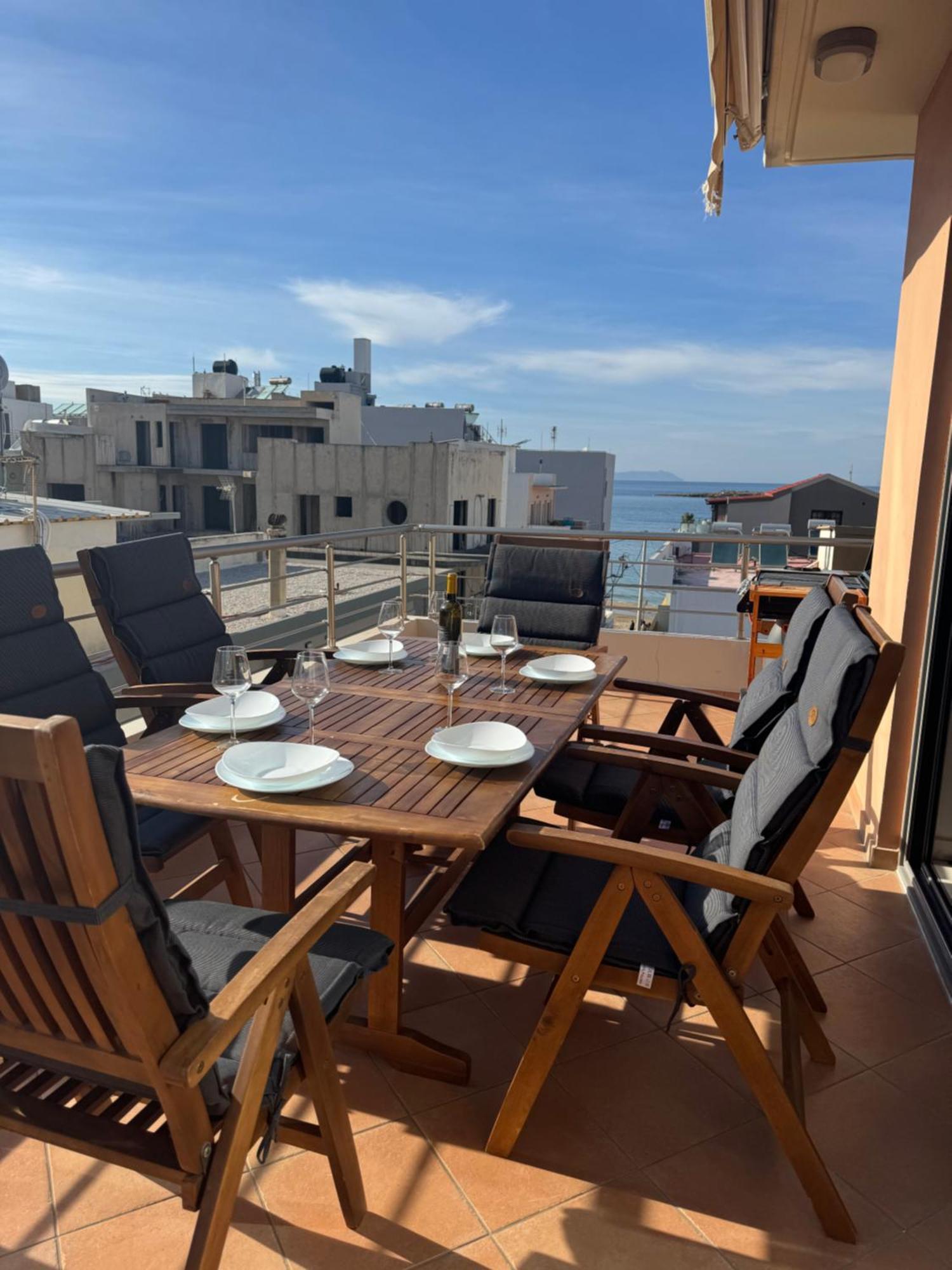 Seaty Luxury דירה